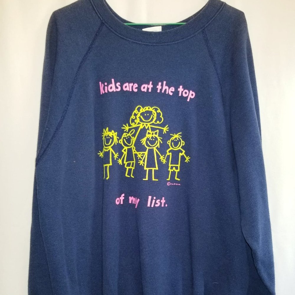 Sweatshirt